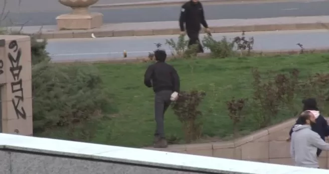 Başkent’te liselilerden taşlı sopalı laf atma kavgası

