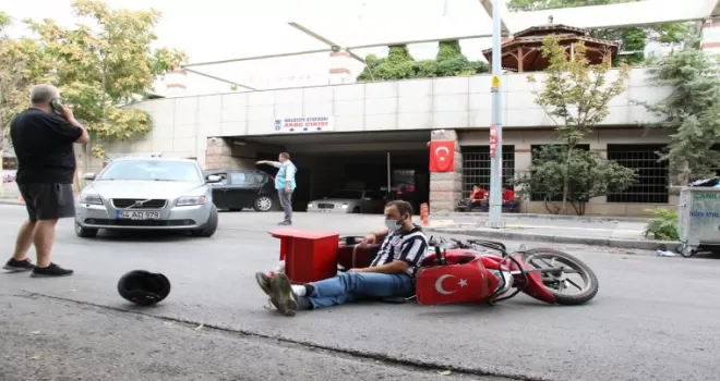 Başkent’te motosikletli kurye kazası: 1 yaralı
