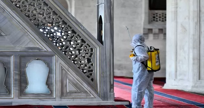 Başkentte 65 camide hijyen seferberliği

