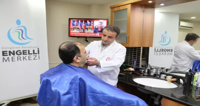 Bayram öncesi engelli vatandaşlara ücretsiz kuaför hizmeti
