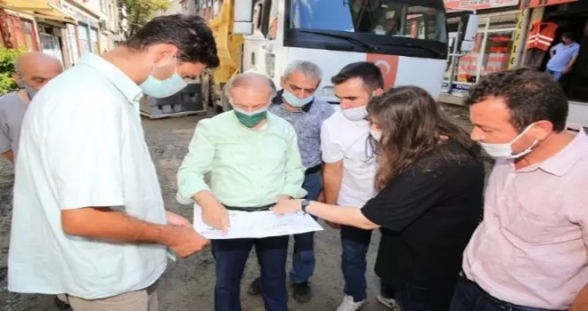 Bayrampaşa’da yollar ve kaldırımlar yenileniyor
