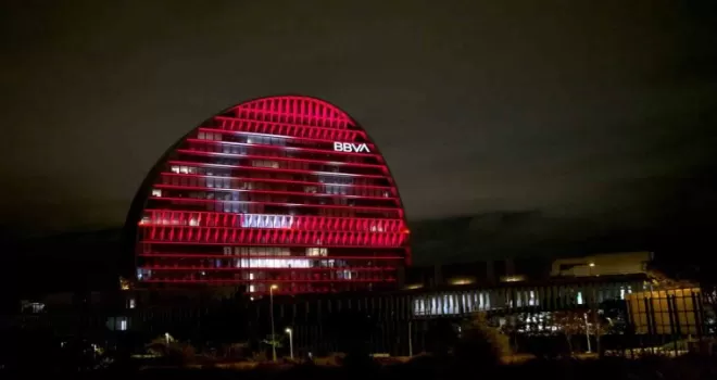 BBVA, 100. yıl coşkusunu Madrid’deki binasına taşıdı
