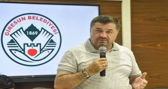 Belediye Başkanı Şenlikoğlu, muhtarlarla bir araya geldi
