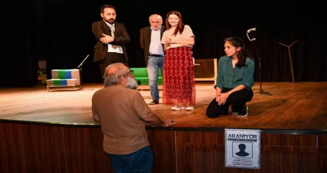 Belediye tiyatrosu başarılı kadrosuyla yeni sezona başlıyor
