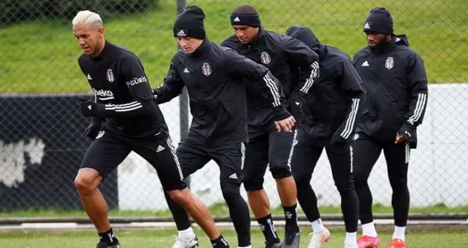Beşiktaş kondisyon ve taktik çalıştı
