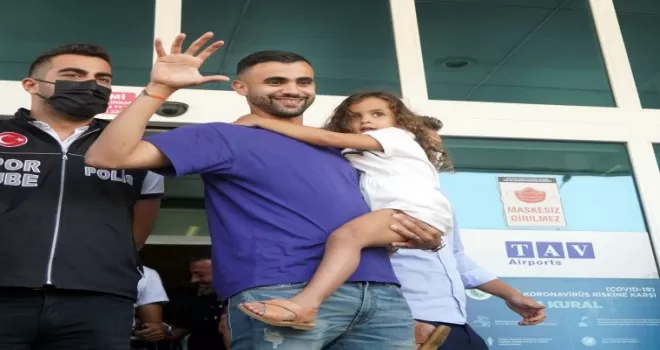 Beşiktaş, Rachid Ghezzal’ı İstanbul’a getirdi
