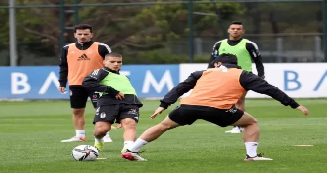 Beşiktaş’ta Alanyaspor maçı hazırlıkları devam ediyor
