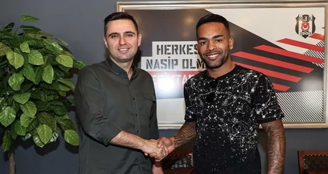 Beşiktaş’ta Alex Teixeira ile yollar ayrıldı
