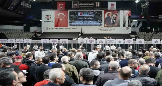 Beşiktaş’ta oy kullanma işlemi başladı
