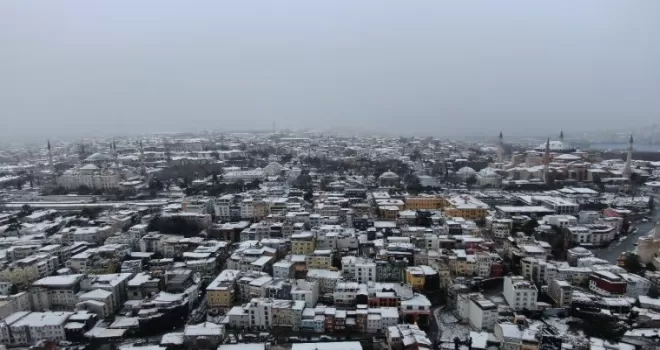 Beyaz gelinliğini giyen tarihi yarımada havadan görüntülendi
