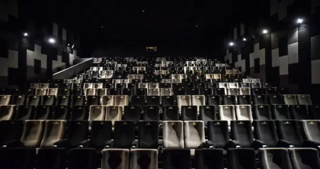 Beyaz perde vizyona girecek yeni filmlerle yarın açılıyor
