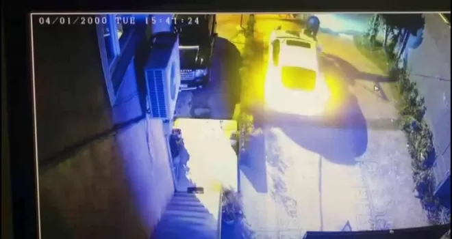 Beykoz’da hırsızlar lüks otomobillerin farlarına dadandı
