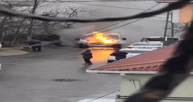 Beykoz’da okul servisi alev alev yandı
