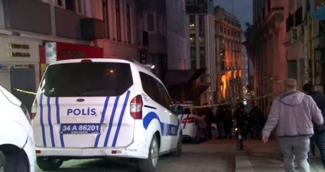 Beyoğlu’nda bir otelde intihar girişimi
