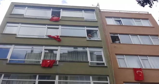 Beyoğlu’nda coşkulu 23 Nisan kutlaması
