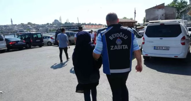 Beyoğlu’nda nefes kesen dilenci operasyonu
