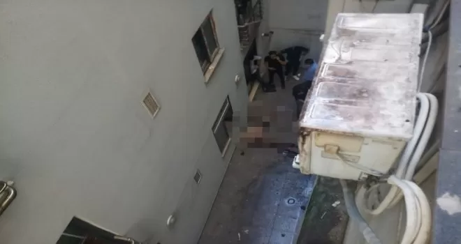 Beyoğlu’nda şok ölüm kamerada
