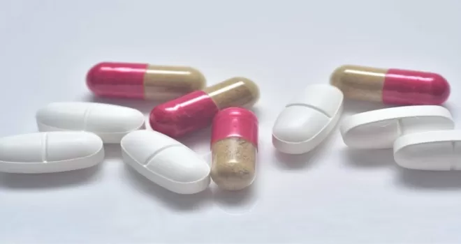 Bilinçsiz antibiyotik kullanımı tedaviyi zorlaştırıyor