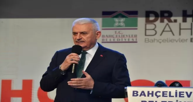Binali Yıldırım: "Yolları böleriz, Türkiye’yi böldürtmeyiz"
