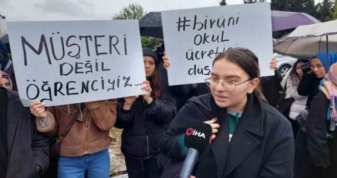 Biruni Üniversitesi öğrencilerinden zam tepkisi
