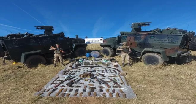 Bitlis’te PKK’nın kış üslenmesine büyük darbe
