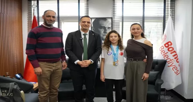 Bornovalı şampiyonlardan Başkan Eşki’ye gurur ziyareti