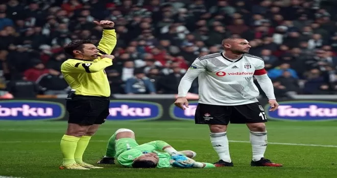 Burak Yılmaz: “Çin halkından özür dilerim“
