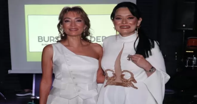 Bursa BUSADER’de bayrak değişimi