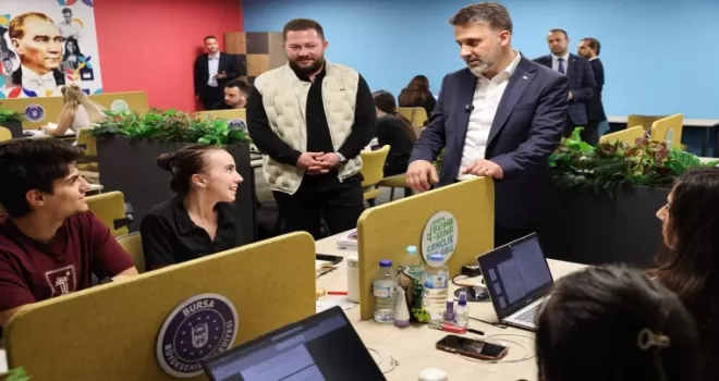 Bursa Büyükşehir öğrencilerin yanında