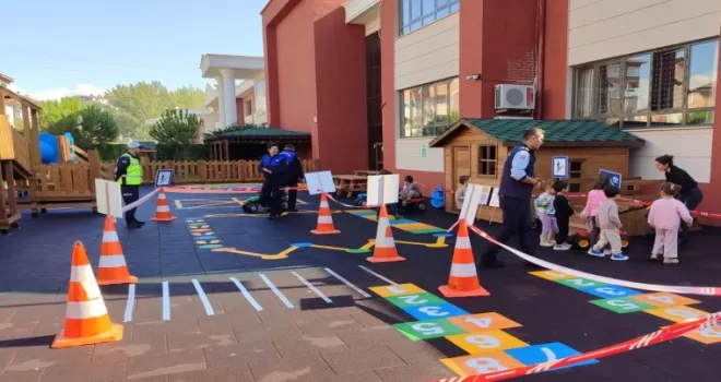 Bursa’da çocuklara trafik güvenliği eğitimi