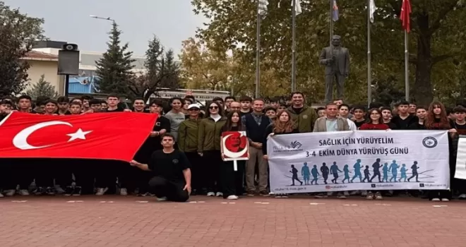 Bursa’da eş zamanlı sağlıklı yaşam yürüyüşleri