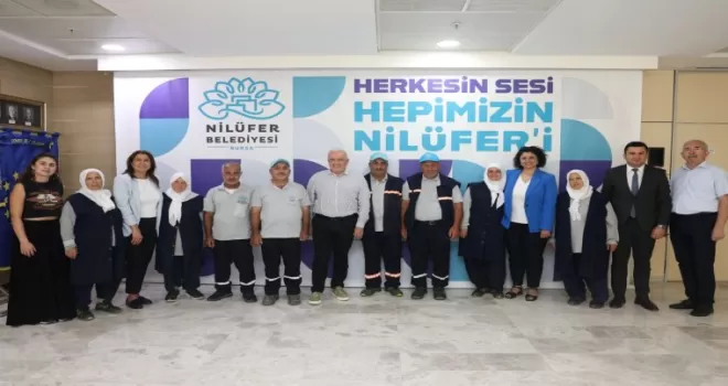 Bursa’da Nilüfer Belediyesi kursiyerleri sertifikalarını aldı