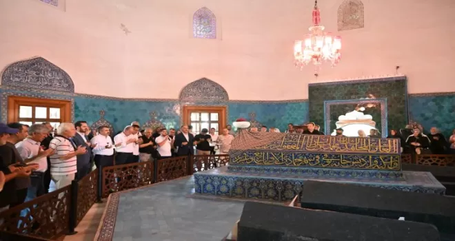 Bursa’da Sultan Çelebi Mehmed dualarla anıldı