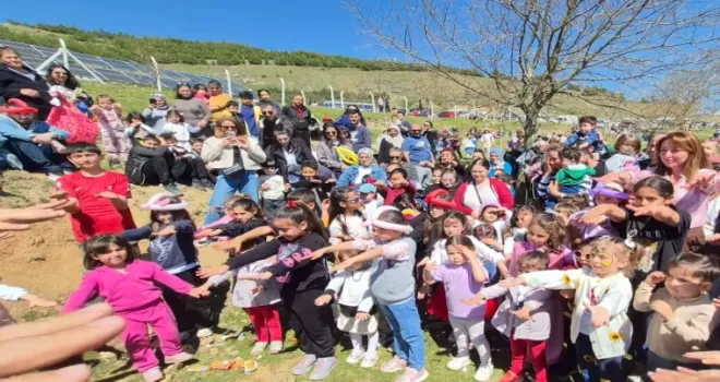 Bursa Gemlik’te uçurtma şenliği coşkuyla gerçekleşti