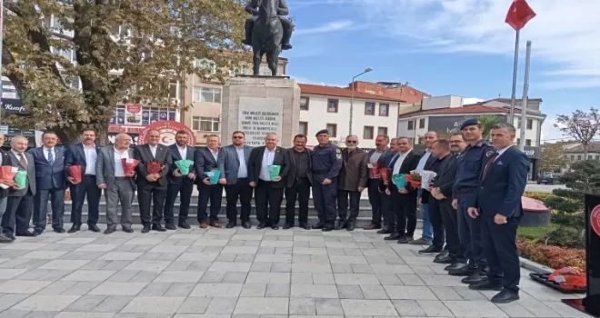 Bursa Gürsu’da Muhtarlar Günü kutlandı