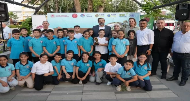 Bursa Gürsu’da öğrenciler ödüllendirildi