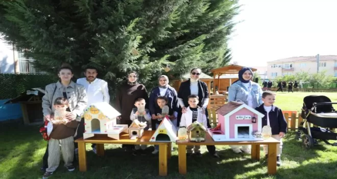 Bursa İnegöl’de çocuklardan sokak hayvanlarına 190 yuva