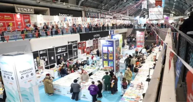 Bursa İnegöl’de kitap ilgisi