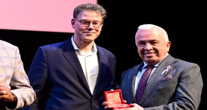 Bursa Nilüfer Belediyesi’nin “Dayanışma Sofrası”na Milano’dan ödül