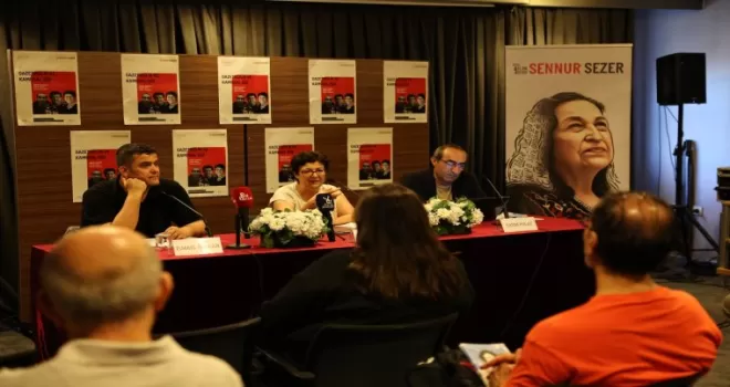 Bursa Nilüfer’de yılın yazarı Sennur Sezer’i çalışma arkadaşları anlattı