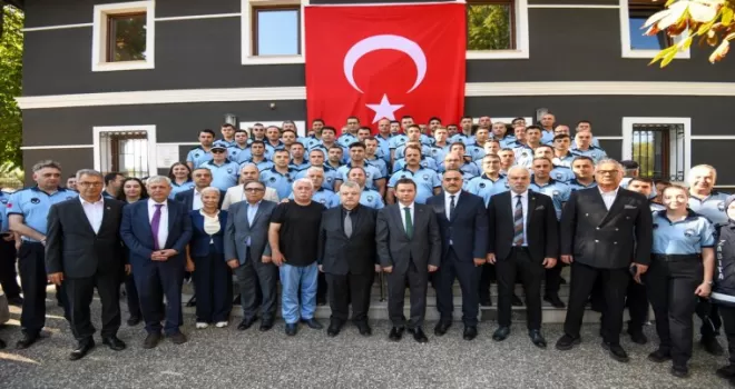 Bursa Osmangazi’de Başkan Aydın Zabıta ekiplerini yalnız bırakmadı