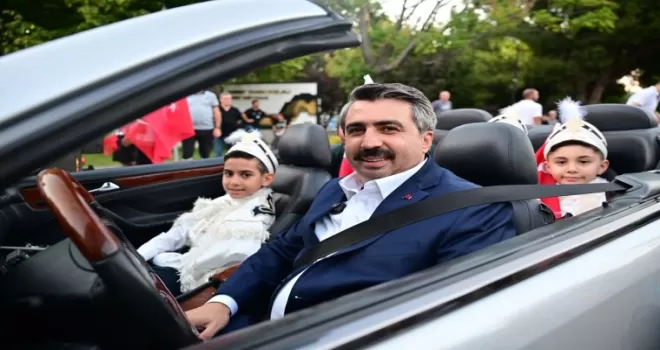 Bursa Yıldırım’da sünnet sevinci şölene dönüştü