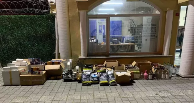 Büyükçekmece’de kaçak alkol ve tütün operasyonu
