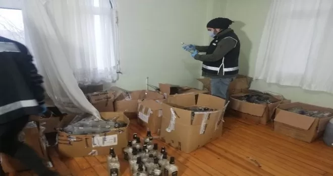Büyükçekmece’de sahte alkol operasyonu
