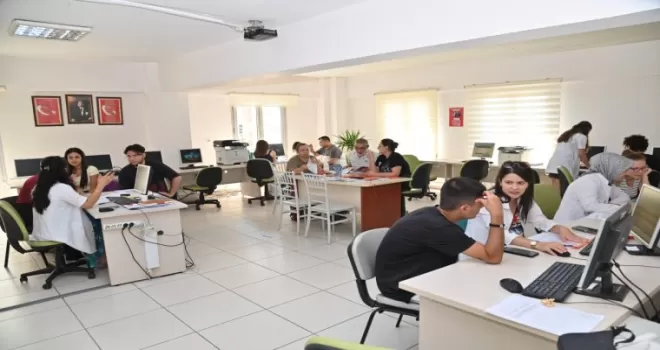 Büyükşehir ücretsiz tercih danışmanlığıyla öğrencilerin yanında