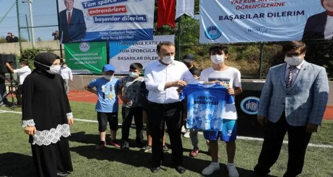“Camiden Sahaya 8” futbol turnuvası başladı
