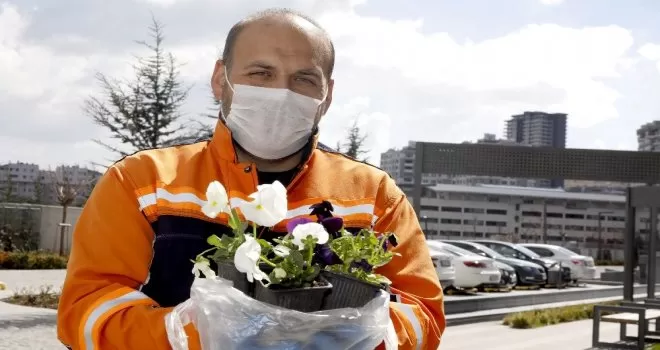 Çankaya Belediyesinden çiçek satışı
