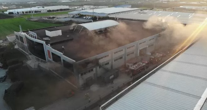 Çatalca’da saat fabrikasında yangın
