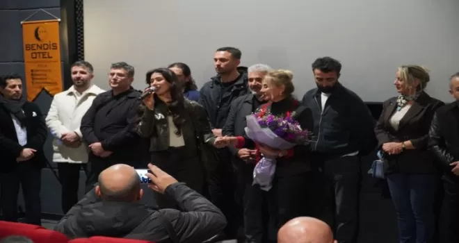 ‘Çatlı’ filminin galası Keşan’da yapıldı