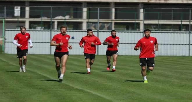 Çaykur Rizespor idmanlara başladı
